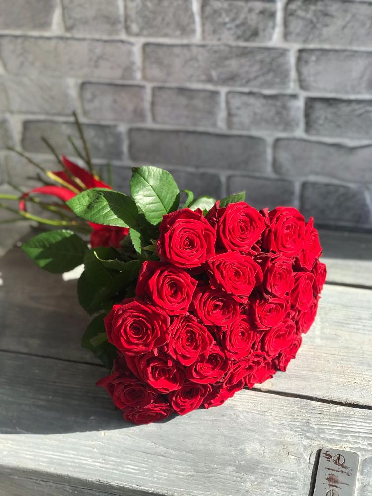Букет Красные розы Фридом в Ерново