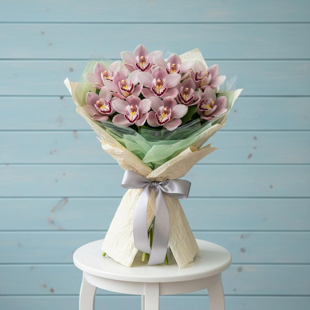 Букет цветов из: Орхидеи и Розы в Ерново