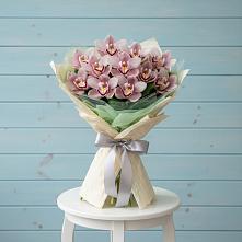 Букет цветов из:  Орхидеи и Розы в Ерново