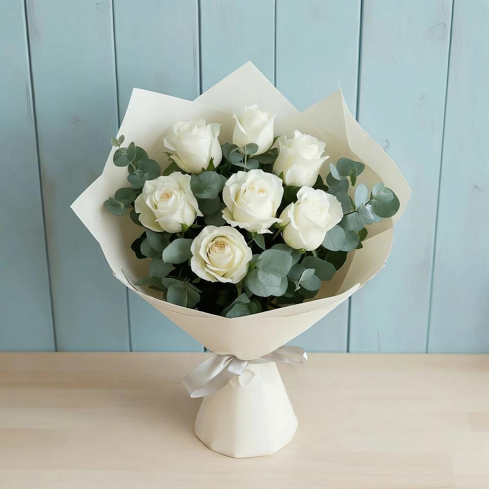 Букет Белые розы в Эвкалипте в Ерново