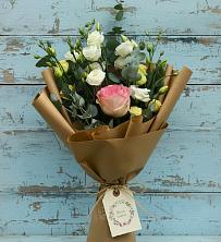 Букет цветов из:  Розы и Лизиантусы в Ерново